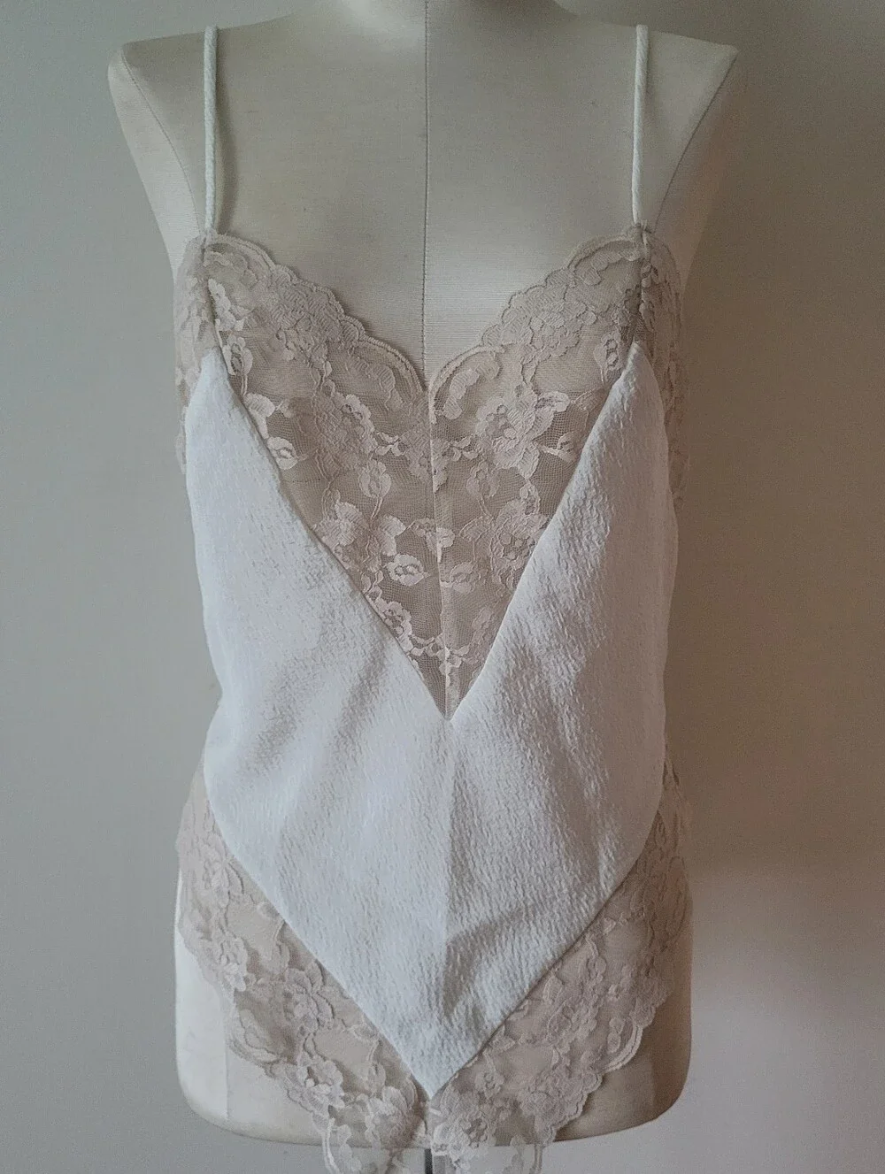 Vintage 80s 90s Victoria’s Secret Gold Label Ivory Lace Bodysuit Teddy Small S